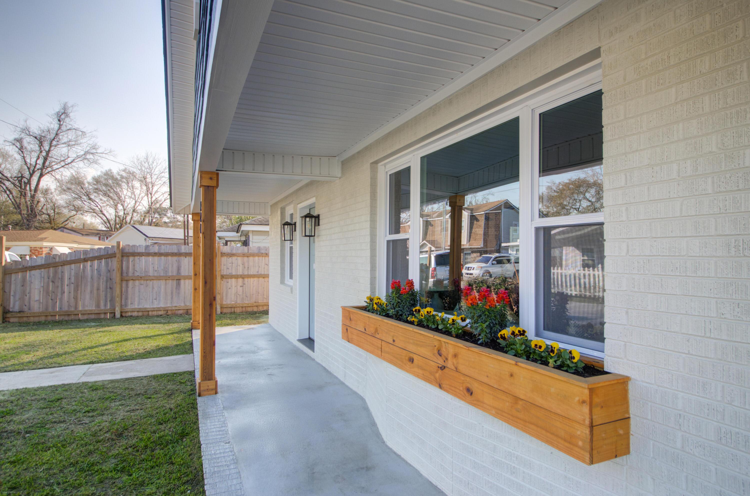 Image 2: 921 Hillsboro -Tidalcreekphoto- (2)