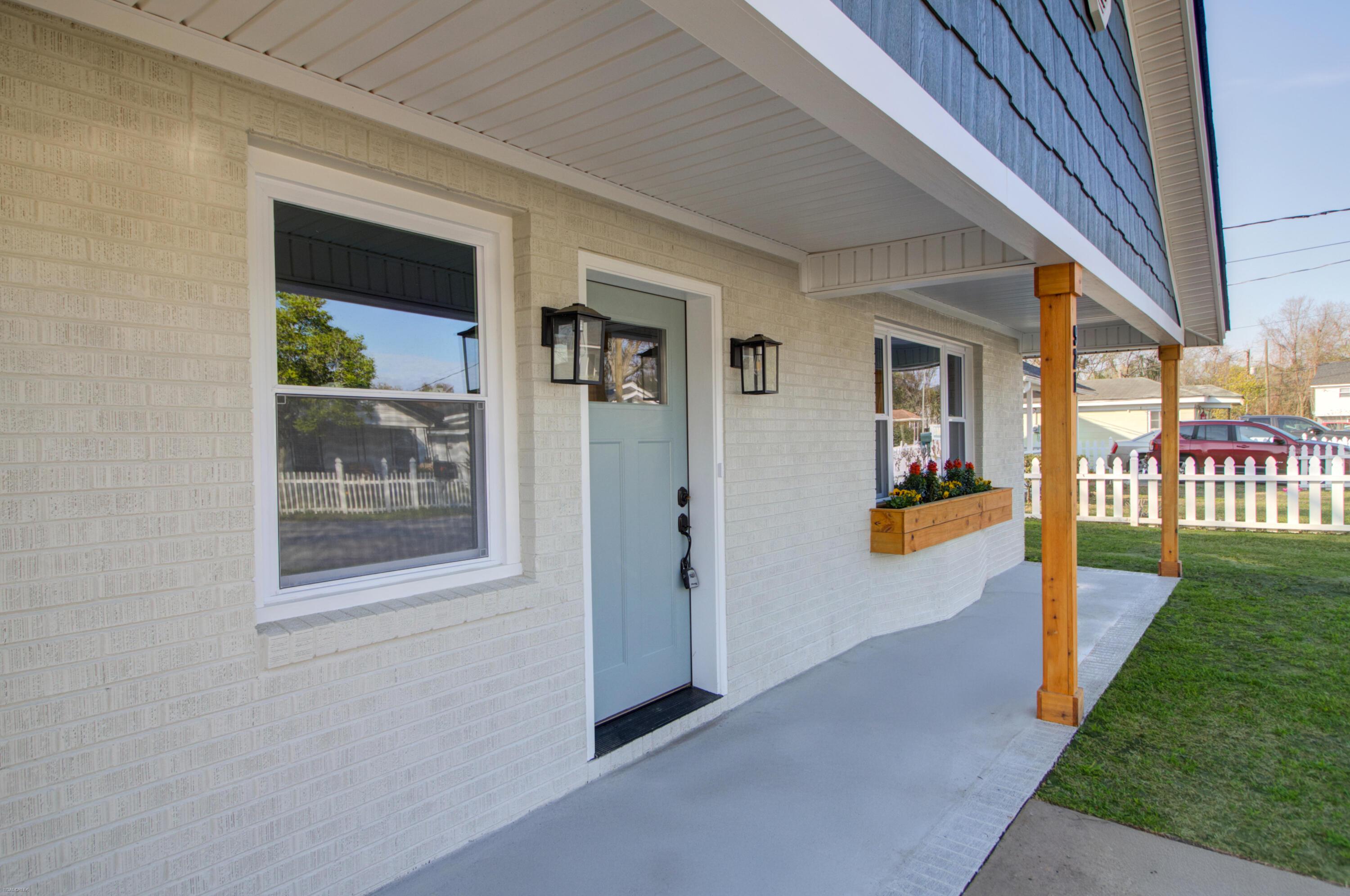 Image 4: 921 Hillsboro -Tidalcreekphoto- (3)