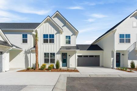 409 Oak Hammock Court
