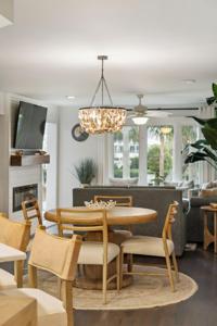 407 Yacht Harbor Court