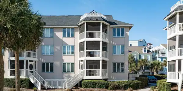 Image 3: 8500 Palmetto-KeenEyeMarketing-003