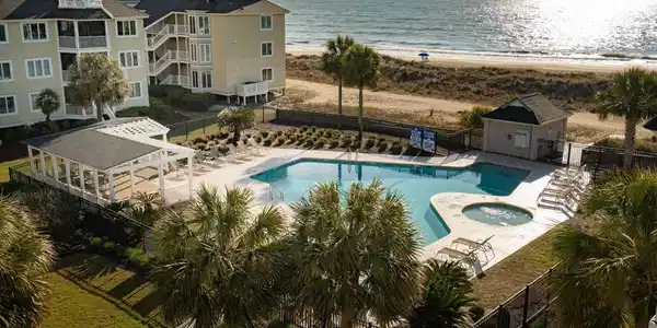 Image 4: 8500 Palmetto-KeenEyeMarketing-043