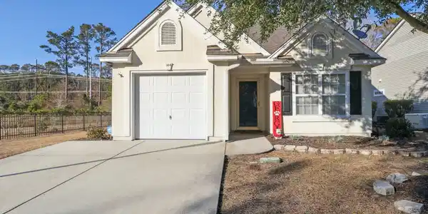 144 Crossings Boulevard