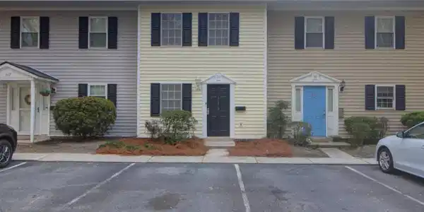 115 Heritage Circle