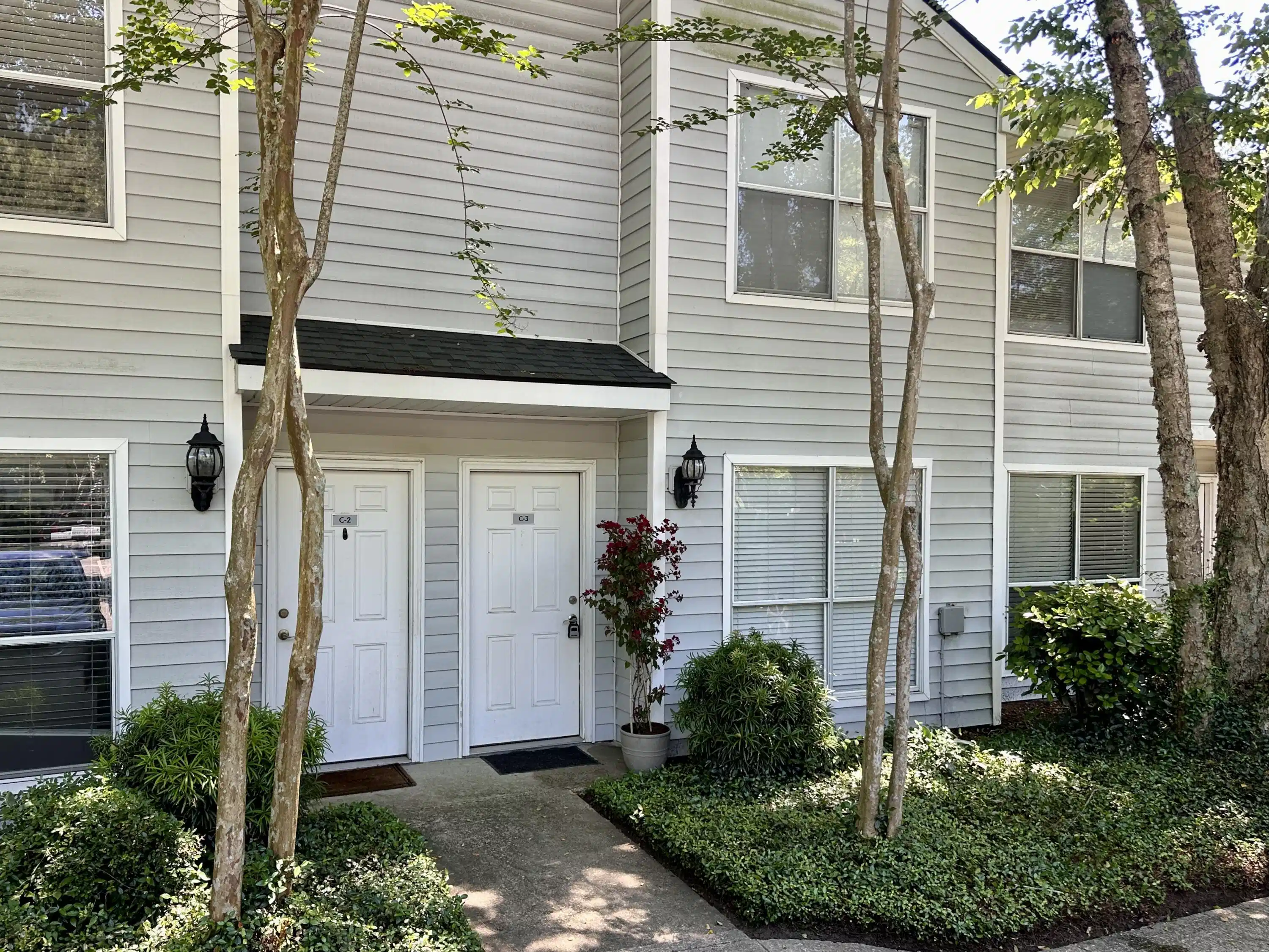 Image 1: Front Exterior