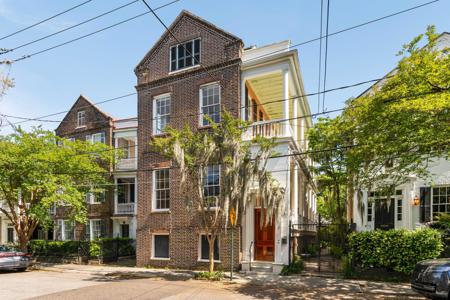 17 Wentworth Street