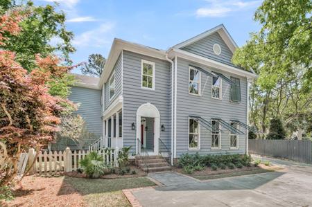 594 Heron Pointe Boulevard