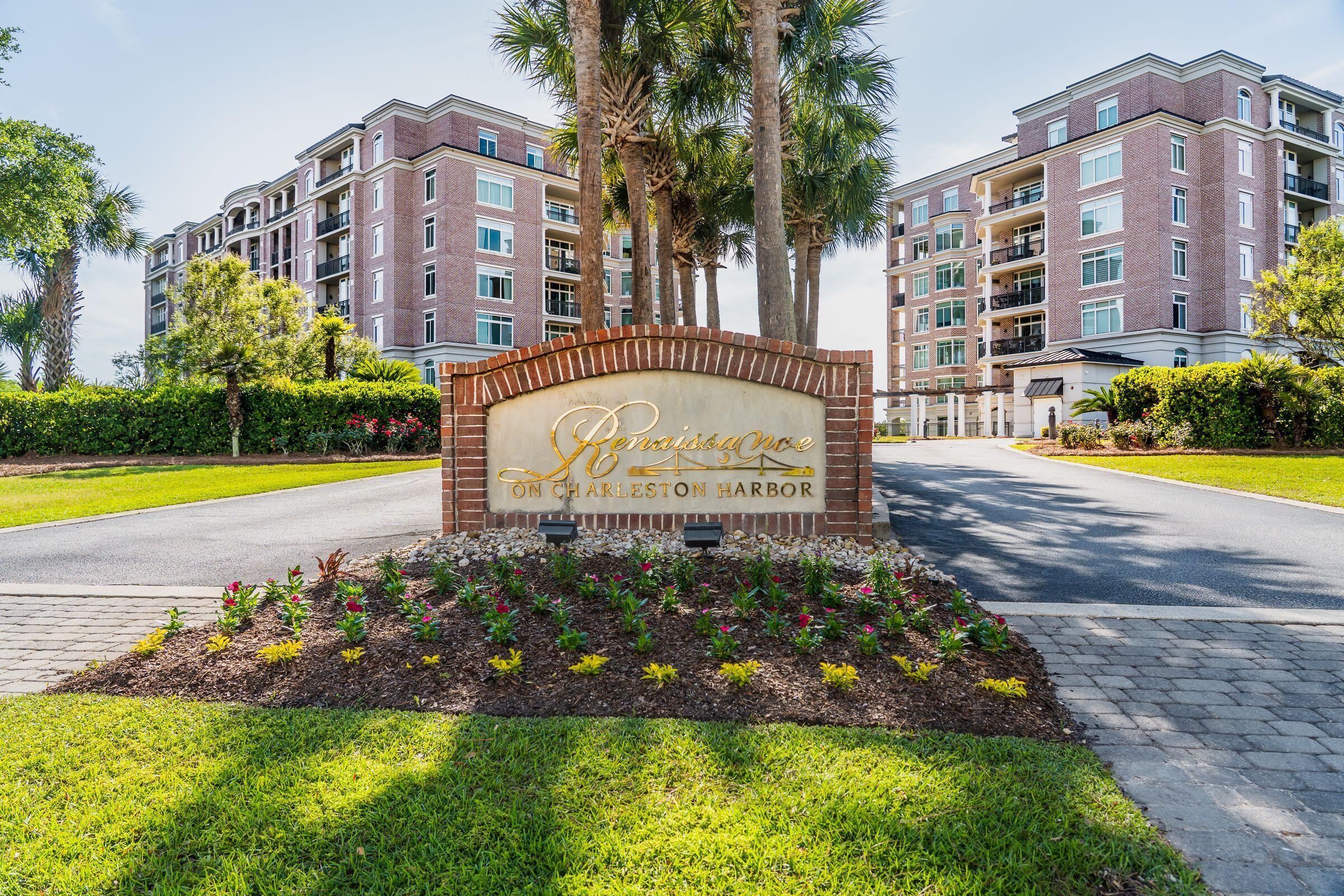 Image 3: Front Entrance