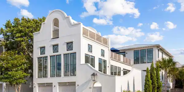 608 Palm Boulevard