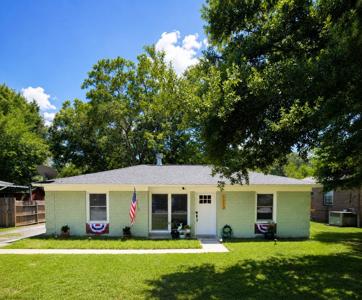 1113 N Shadow Drive