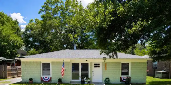 1113 N Shadow Drive
