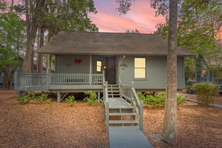 208 Sea Cloud Circle