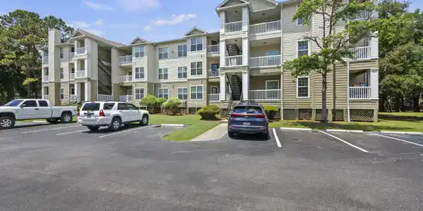 700 Daniel Ellis Drive