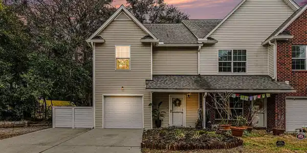 37 Rivers Point Row