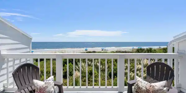 7 Beach Club Villas