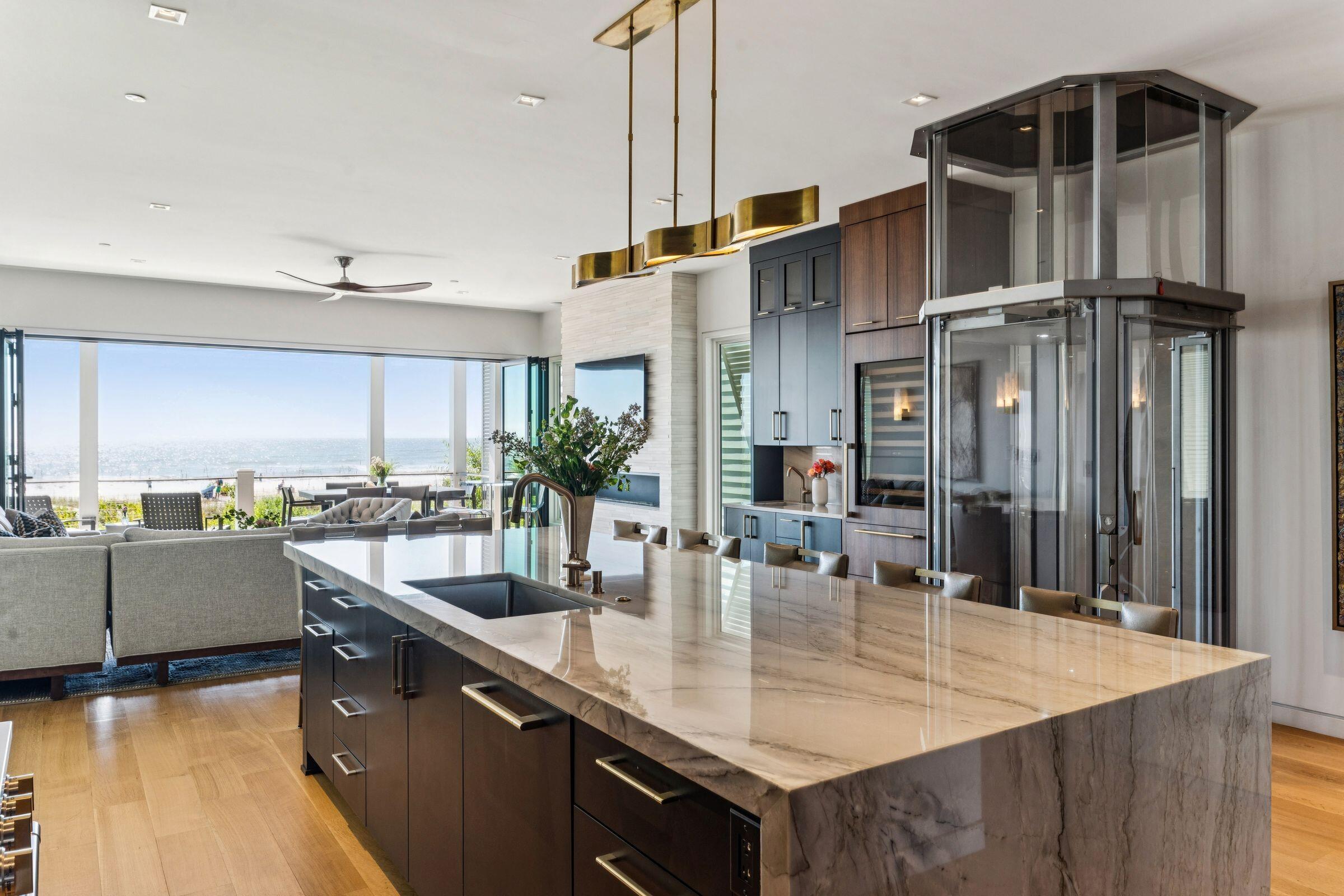 Image 4: 58 Grand Pavilion Boulevard