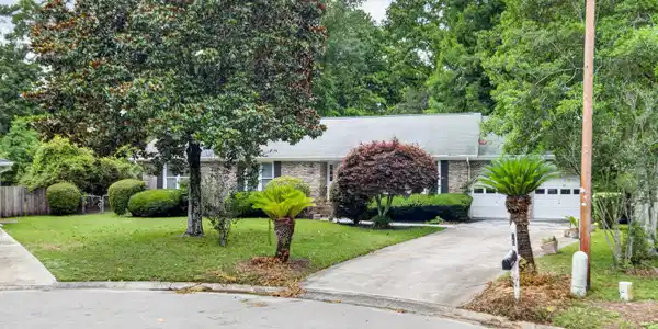 20 Ashland Drive