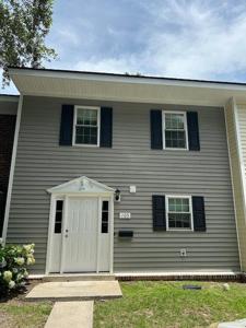 105 Heritage Circle
