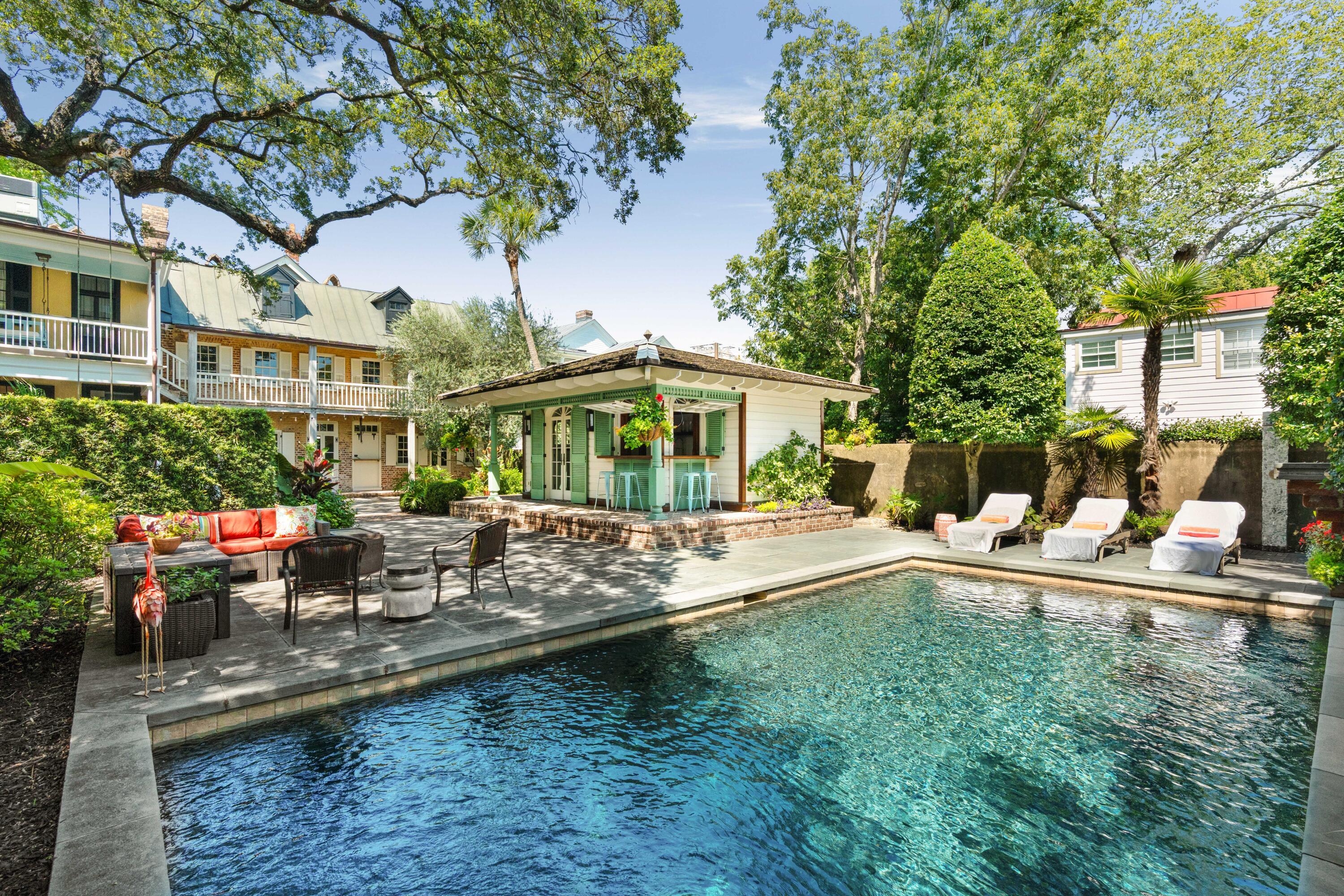 Image 2: https___i.homeontour.com_f29d78aa3f50d8a