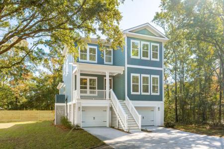 1131 Hamlin Road