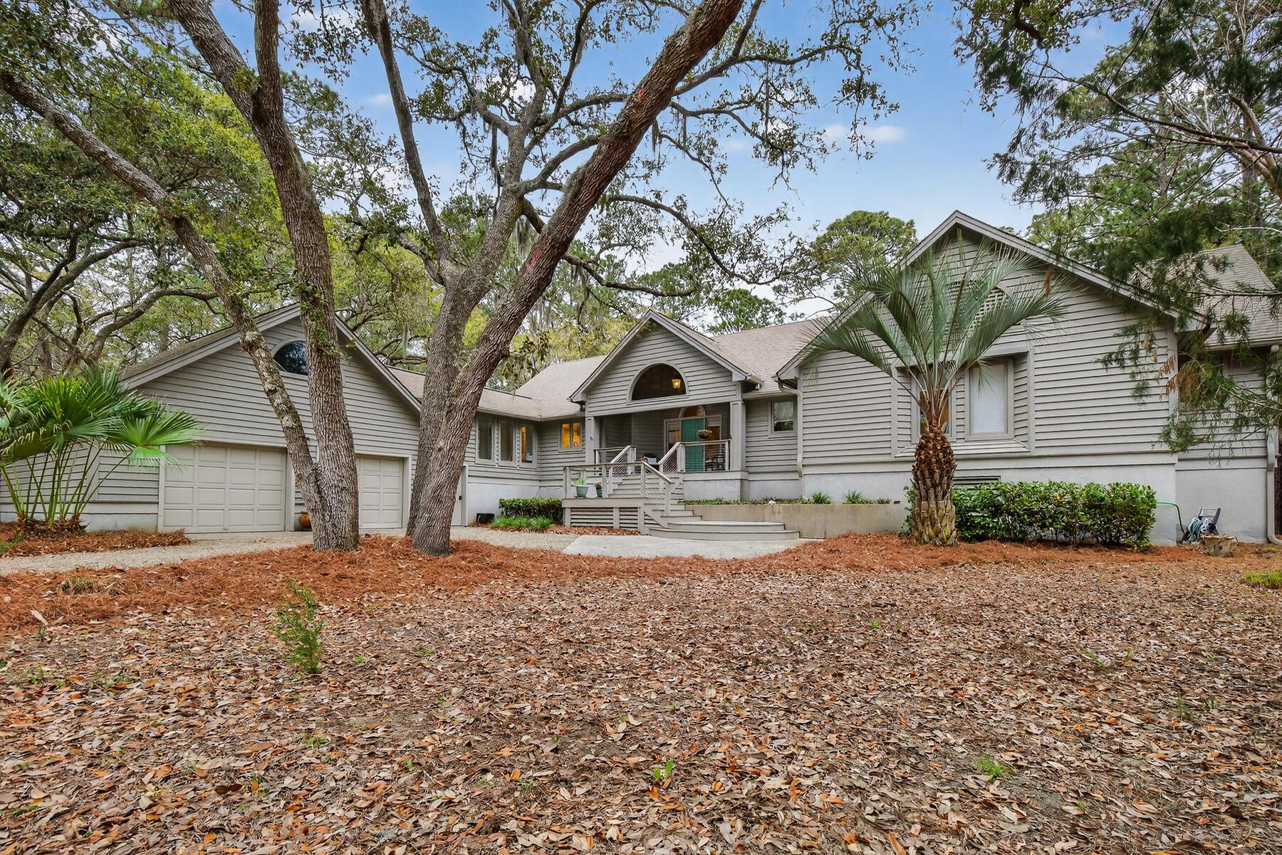 Image 3: .54 acre lot