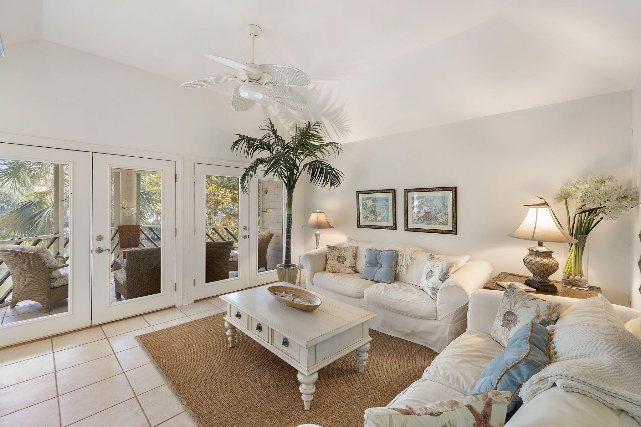 Image 3: 13-web-or-mls-4758 Tennis Club Villa-12
