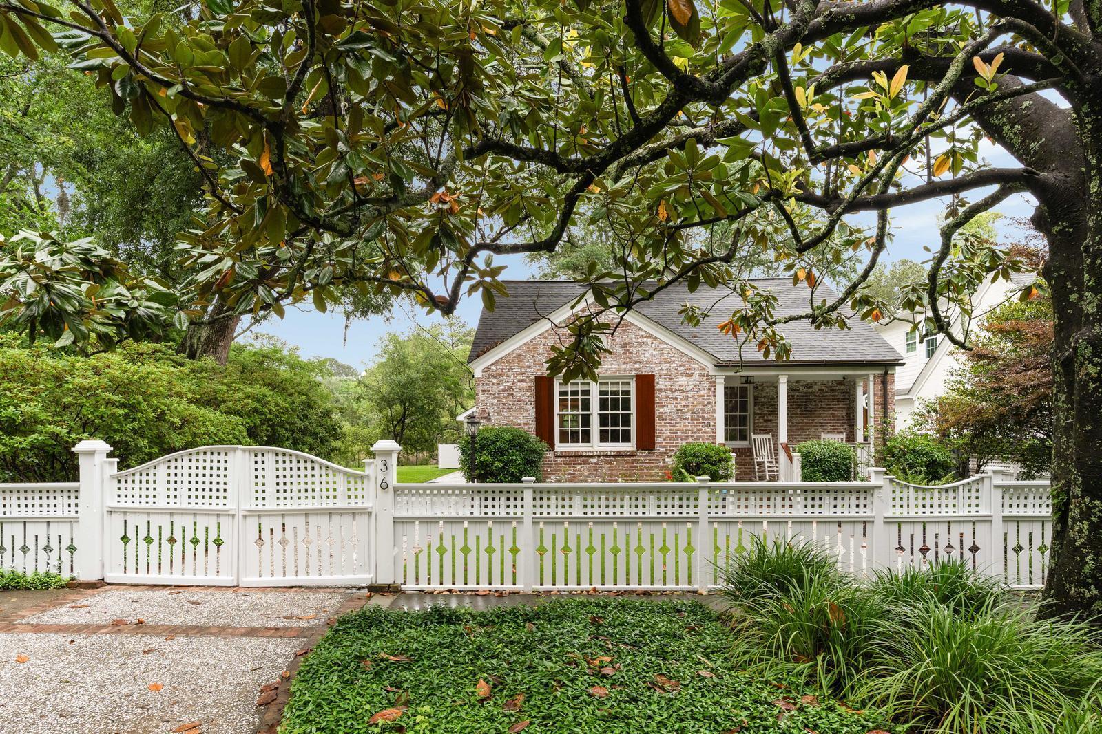 Image 3: Front of House