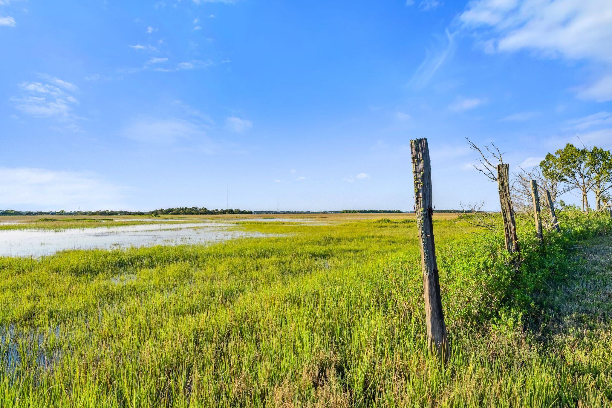 Image 2: SullivansIslandLot-KeenEyeMarketing-012