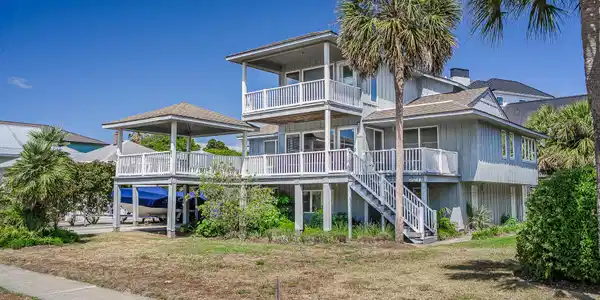 625 Ocean Boulevard