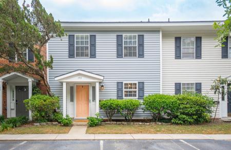 153 Heritage Circle