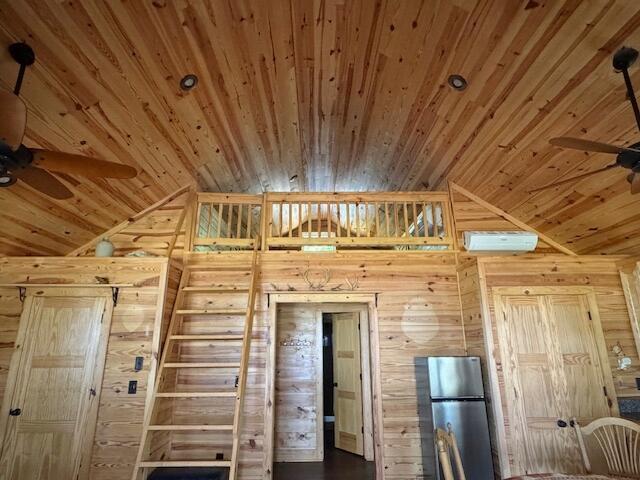 Image 4: 4