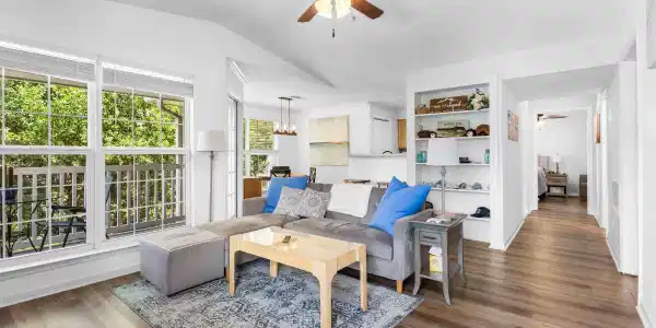 700 Daniel Ellis Drive