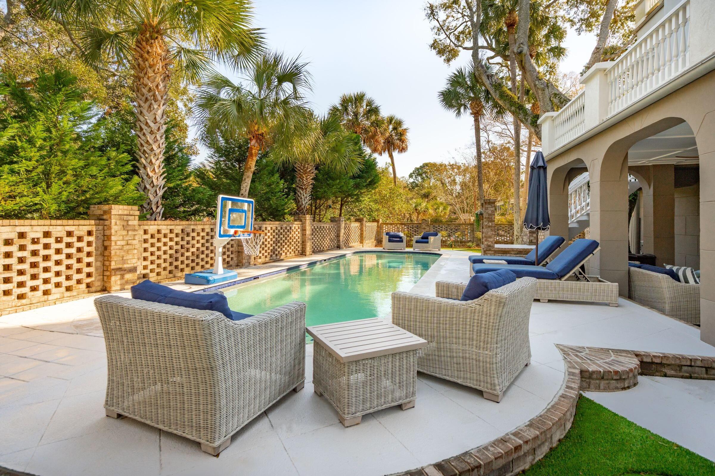 Image 1: 3CrossLn-KeenEyeMarketing-081