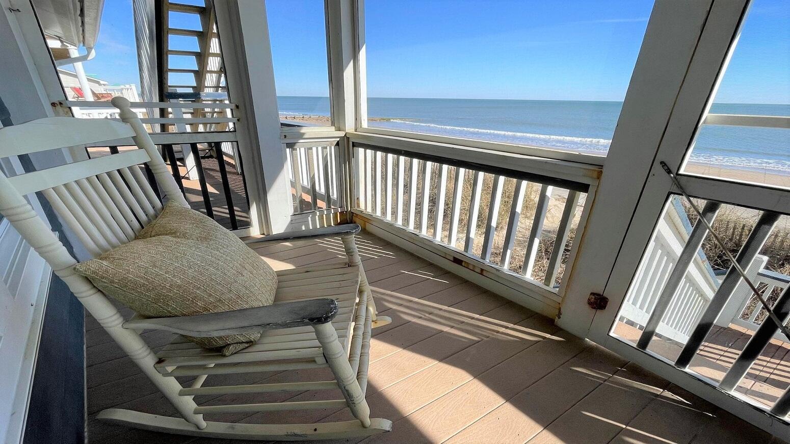 Image 3: Ocean view porch 2