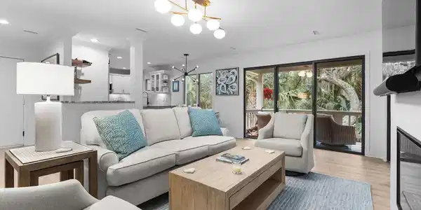 2772 Hidden Oak Drive
