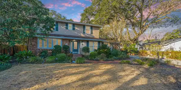 1805 Huntington Drive