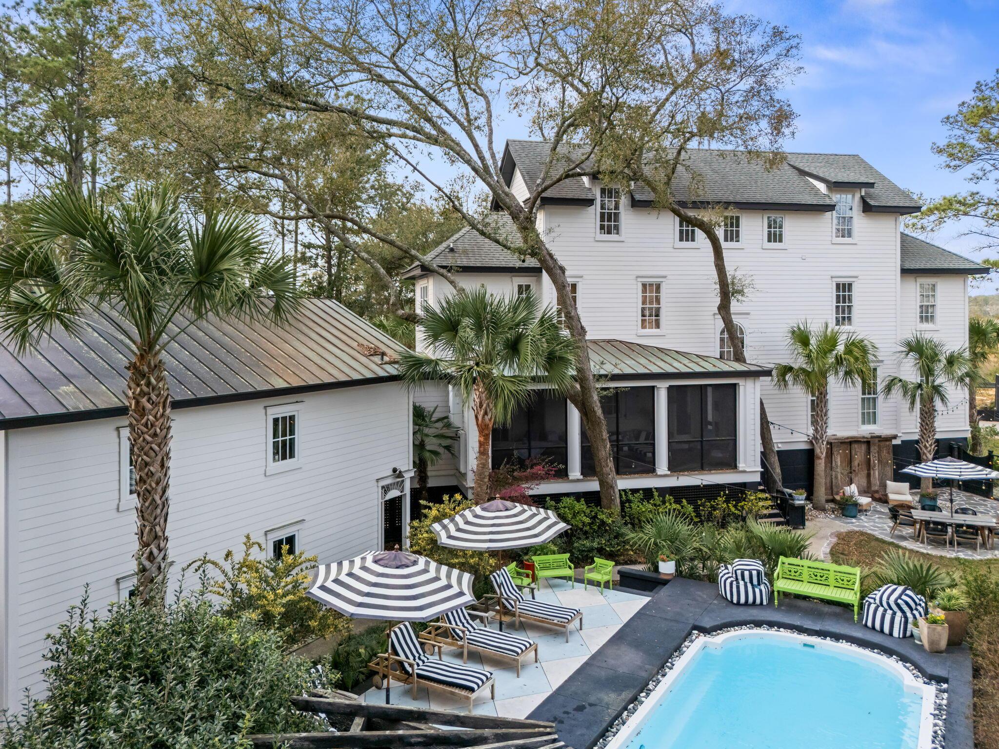 Image 3: 31-web-or-mls-1648 John Fenwick Ln Coast