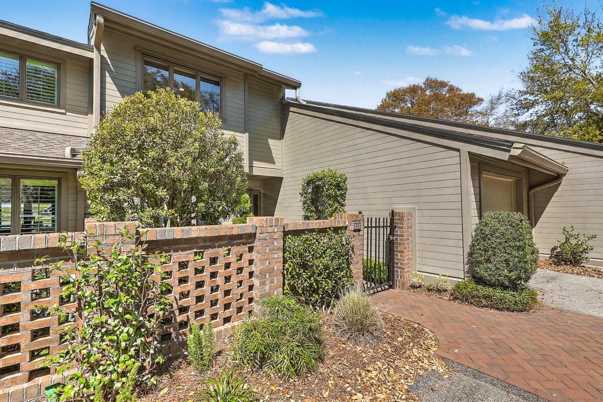 Image 3: 45 Wappoo Creek Place