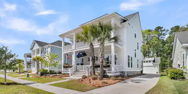3889 Maidstone Drive
