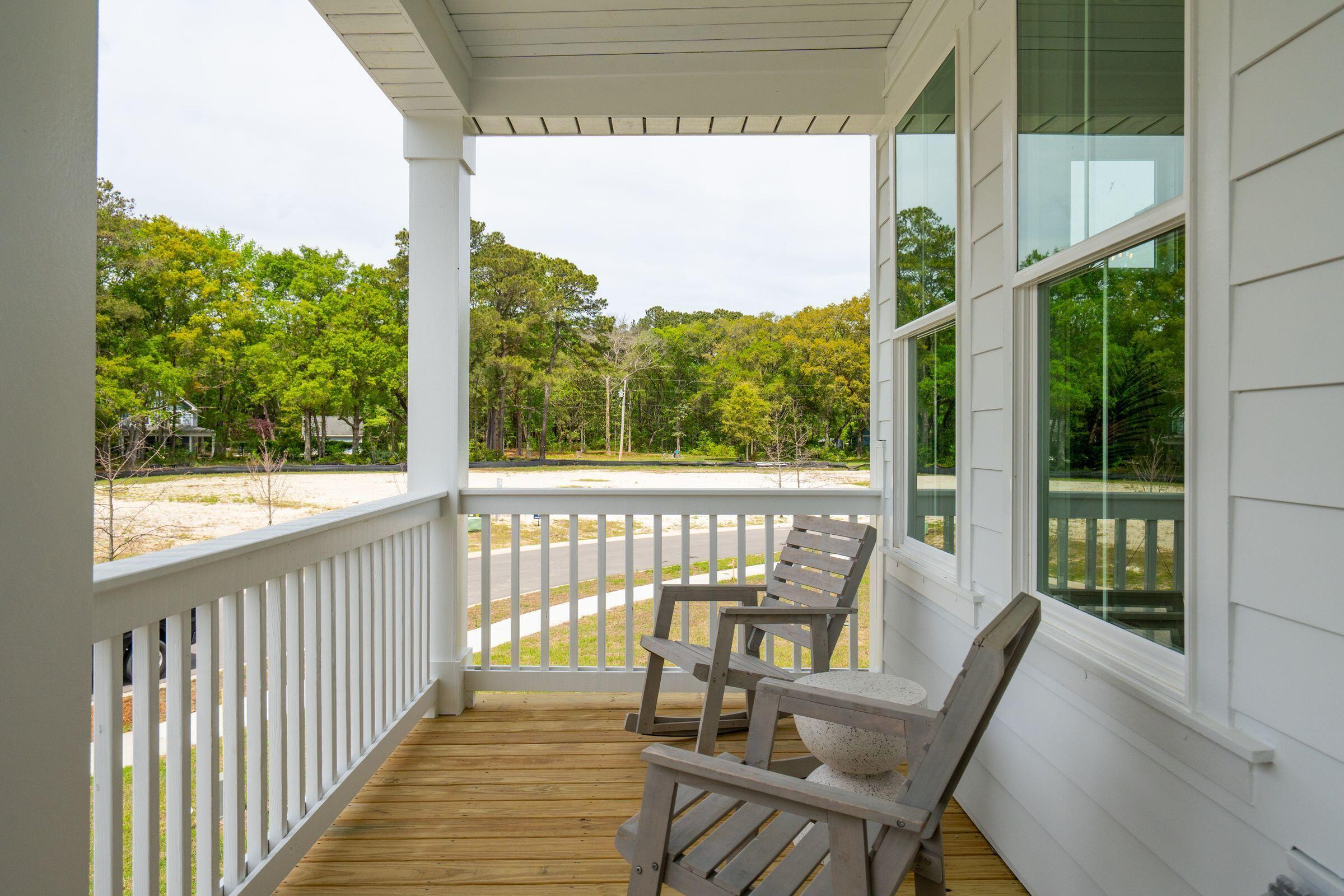 Image 4: 5012HutCreekRd-KeenEyeMarketing-007