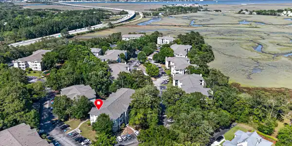 700 Daniel Ellis Drive