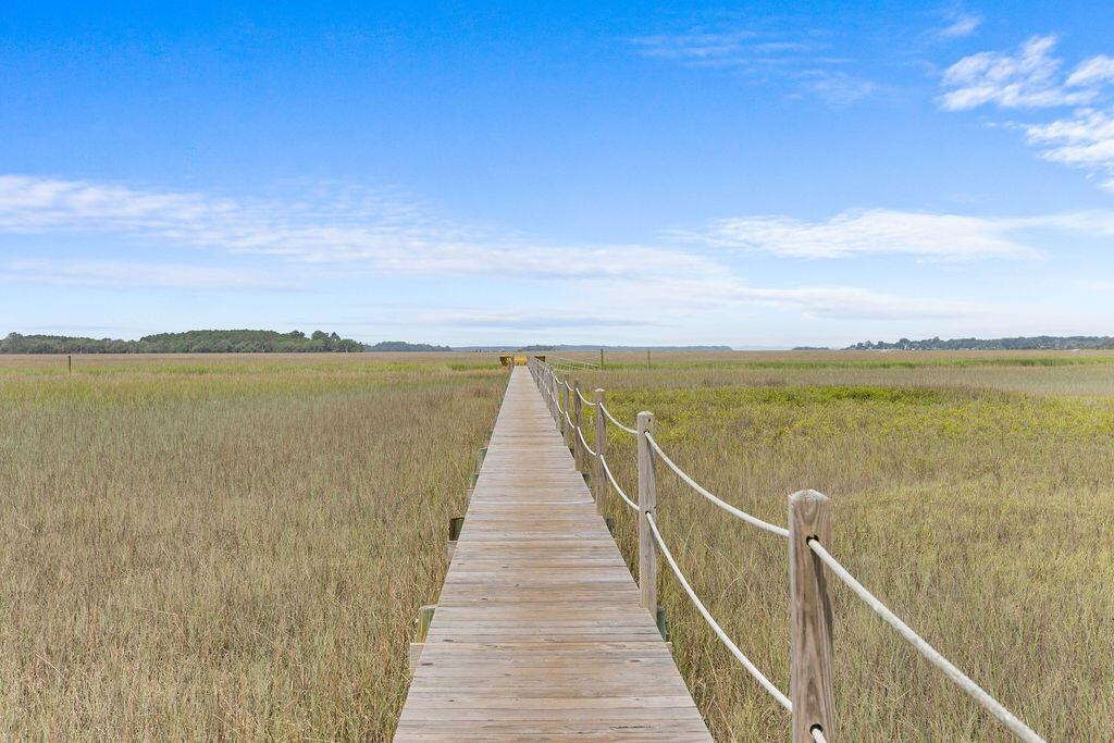 Image 4: 2123-Landfall-Way-28