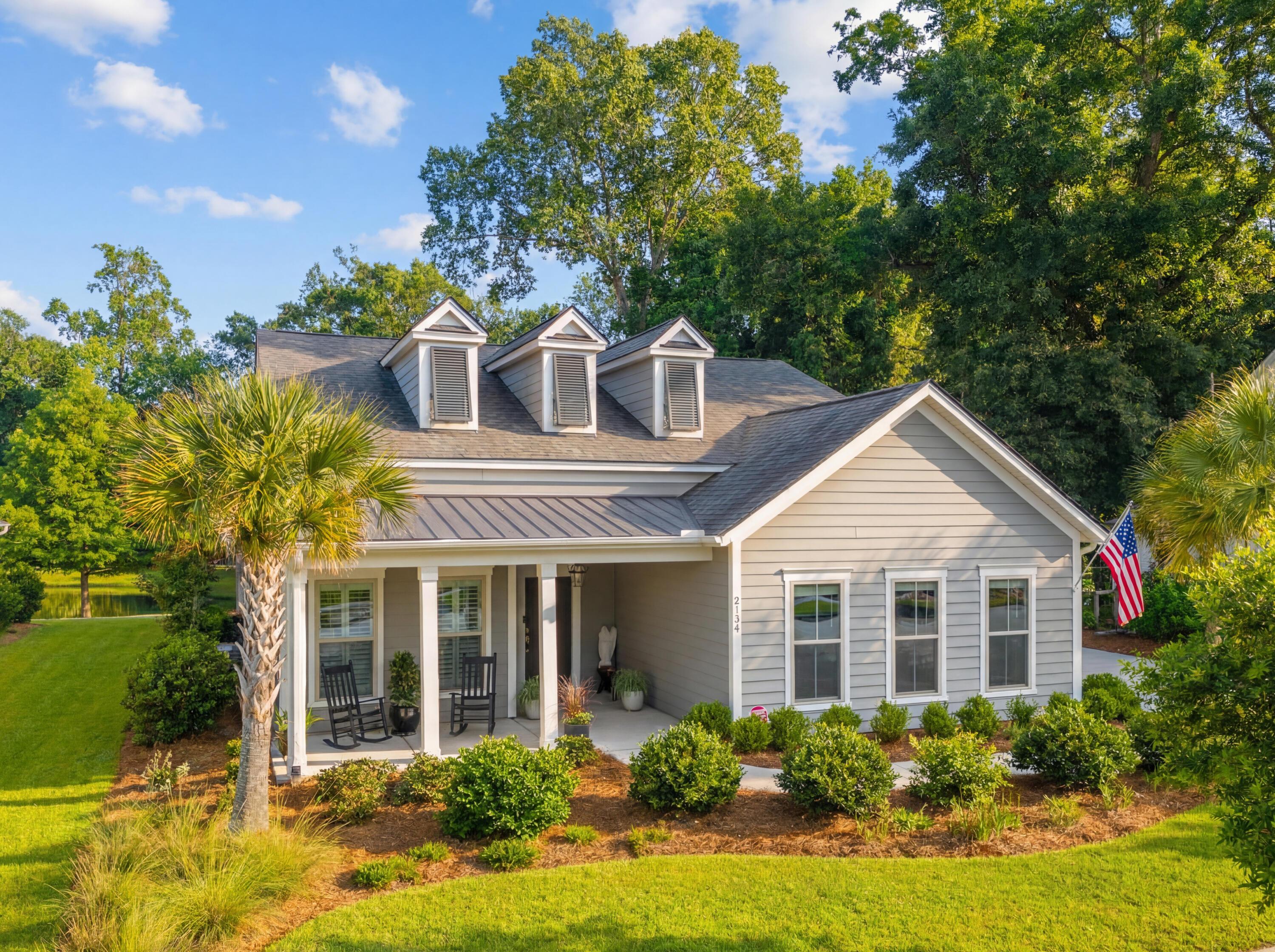 Image 3: 2134StJohnsWoodsPkwy-KeenEyeMarketing-00