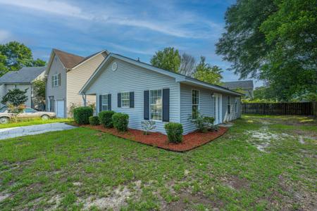1437 Swamp Angel Court