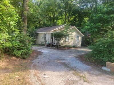 2925 Maybank Highway