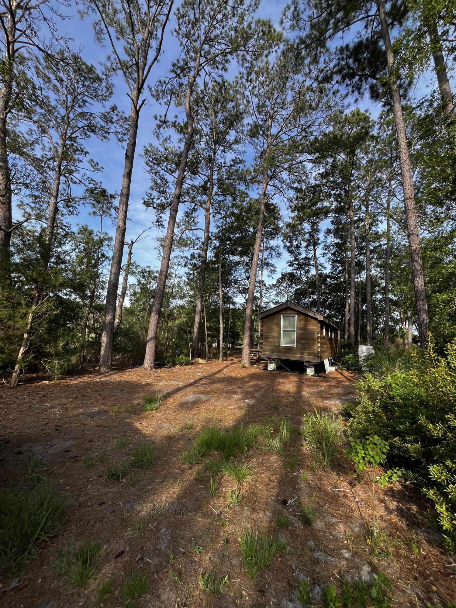 Image 2: 64 Harbor Breeze Drive.MLS image B.6.202