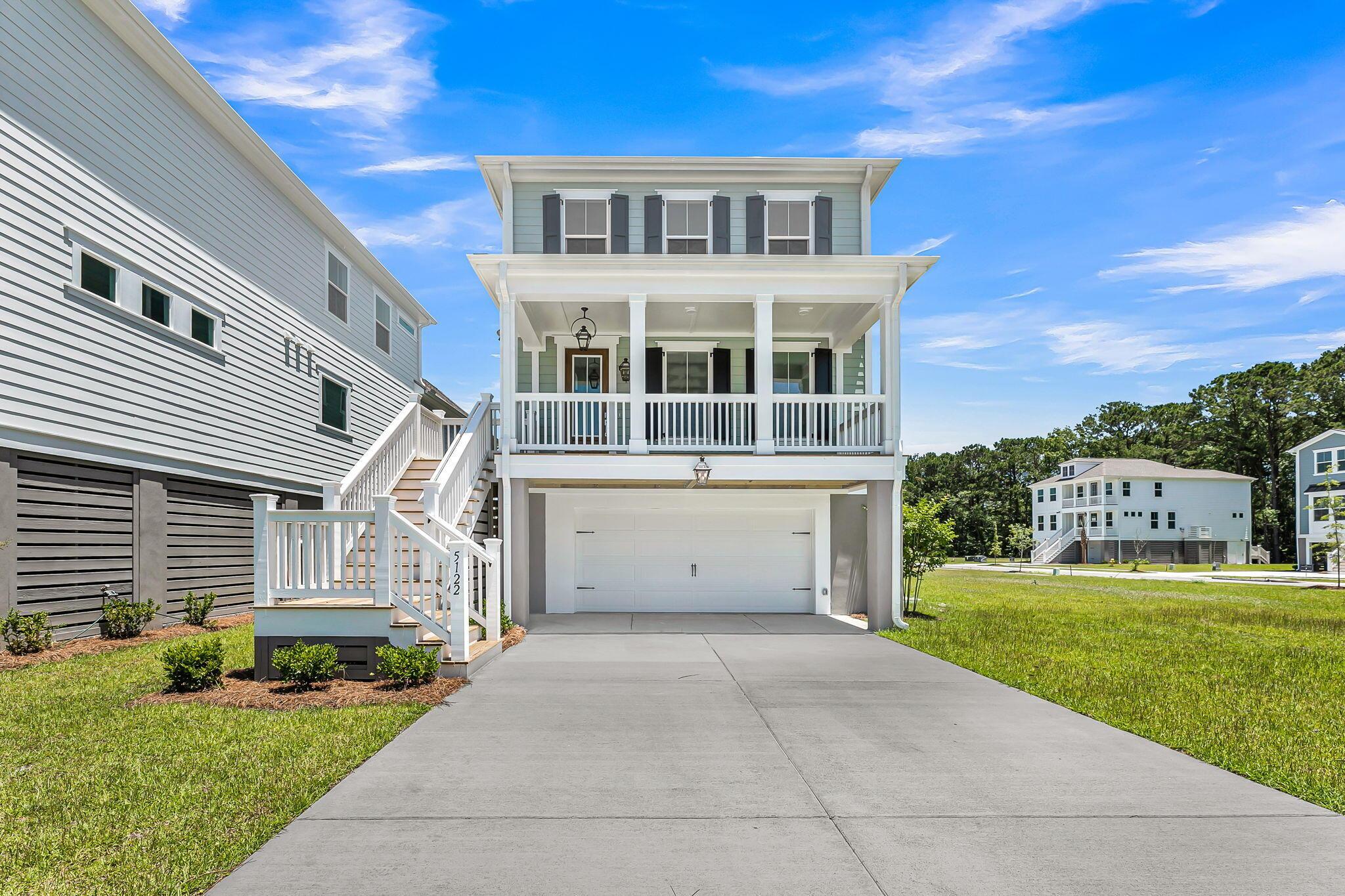 Image 2: Lot 28