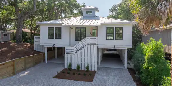 Image 3: 01a Isle of Palms Beach Rental 19 Sandcr