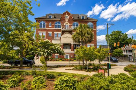 55 Ashley Avenue