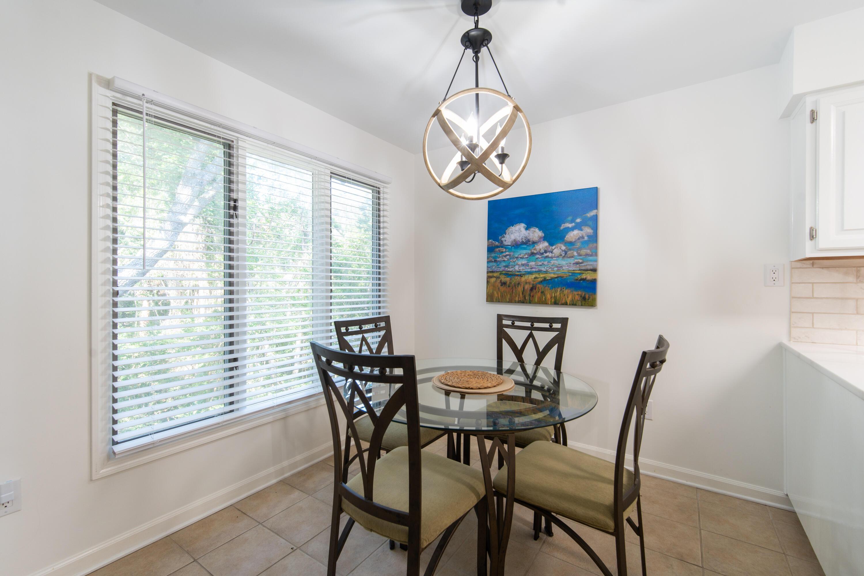 Image 3: 5004 Green Dolphin Way-7